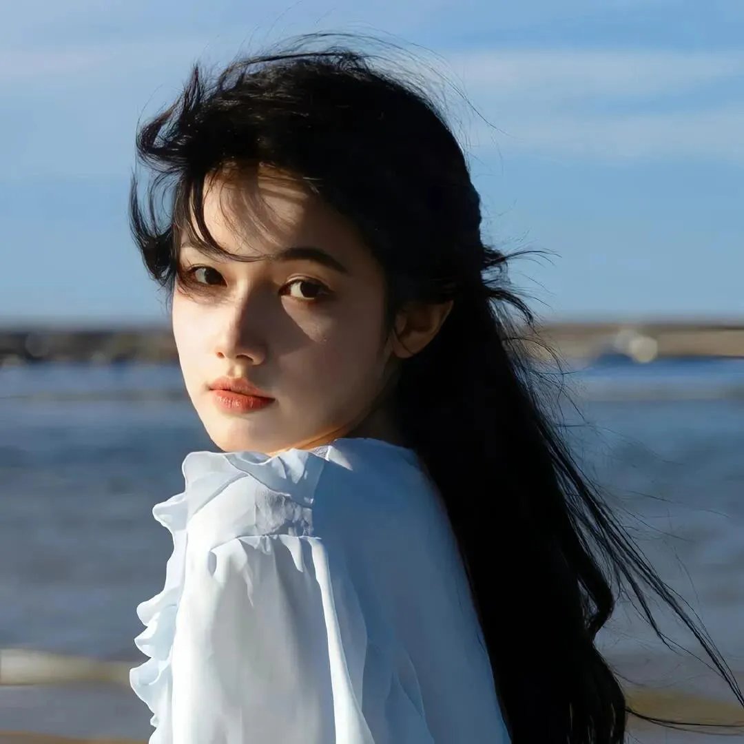 震耳欲聋海报