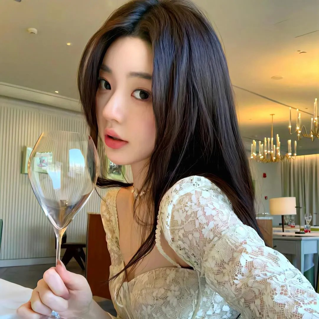 女孩海报